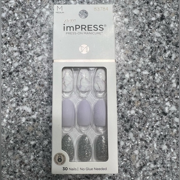 imPress Medium Purple Marble Press On Nails - Picture 2 of 6